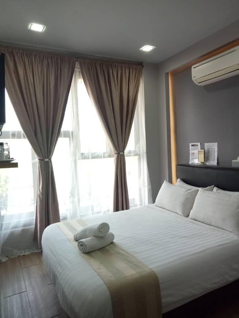 Sunset Villa Inn Pantai Cenang  Ngoại thất bức ảnh